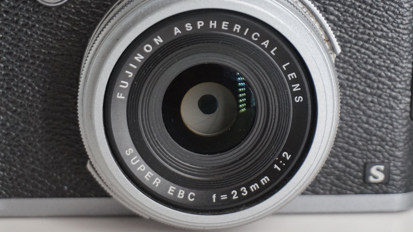 [Good, Fast Shipping] Fujifilm X100S Camera