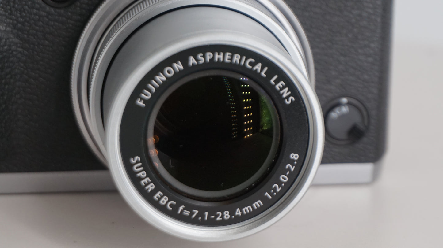 [Good, Fast Shipping] Fujifilm X30 Camera