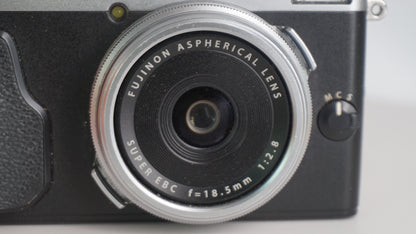 [Good, Fast Shipping] Fujifilm X70 Camera