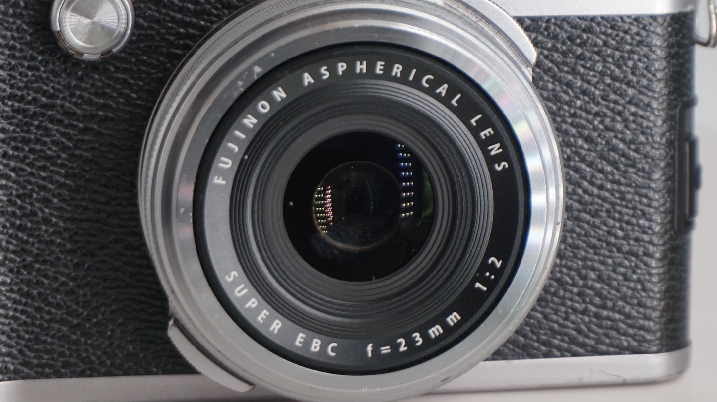 [Good, Fast Shipping] Fujifilm X100F Camera