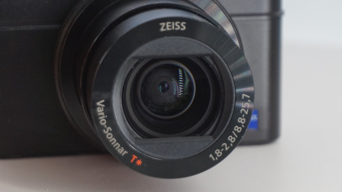 [Good, Fast Shipping] Sony DSC-RX100 III M3 Camera