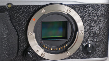 [Good, Fast Shipping] Fujifilm X-E2 Camera