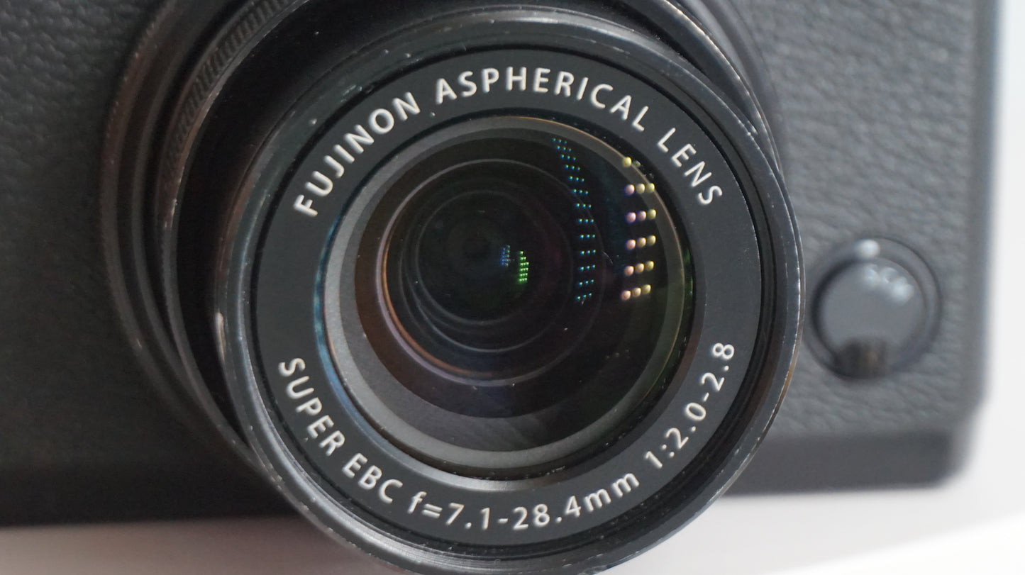 [Good, Fast Shipping] Fujifilm X30 Camera