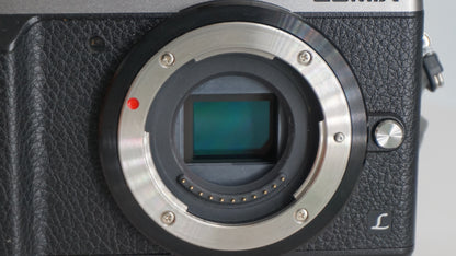 [Good, Fast Shipping] Panasonic Lumix GX85 Camera