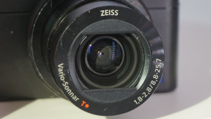 [Good, Fast Shipping] Sony DSC-RX100 V M5 Camera