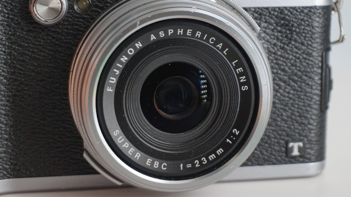 [Good, Fast Shipping] Fujifilm X100T Camera