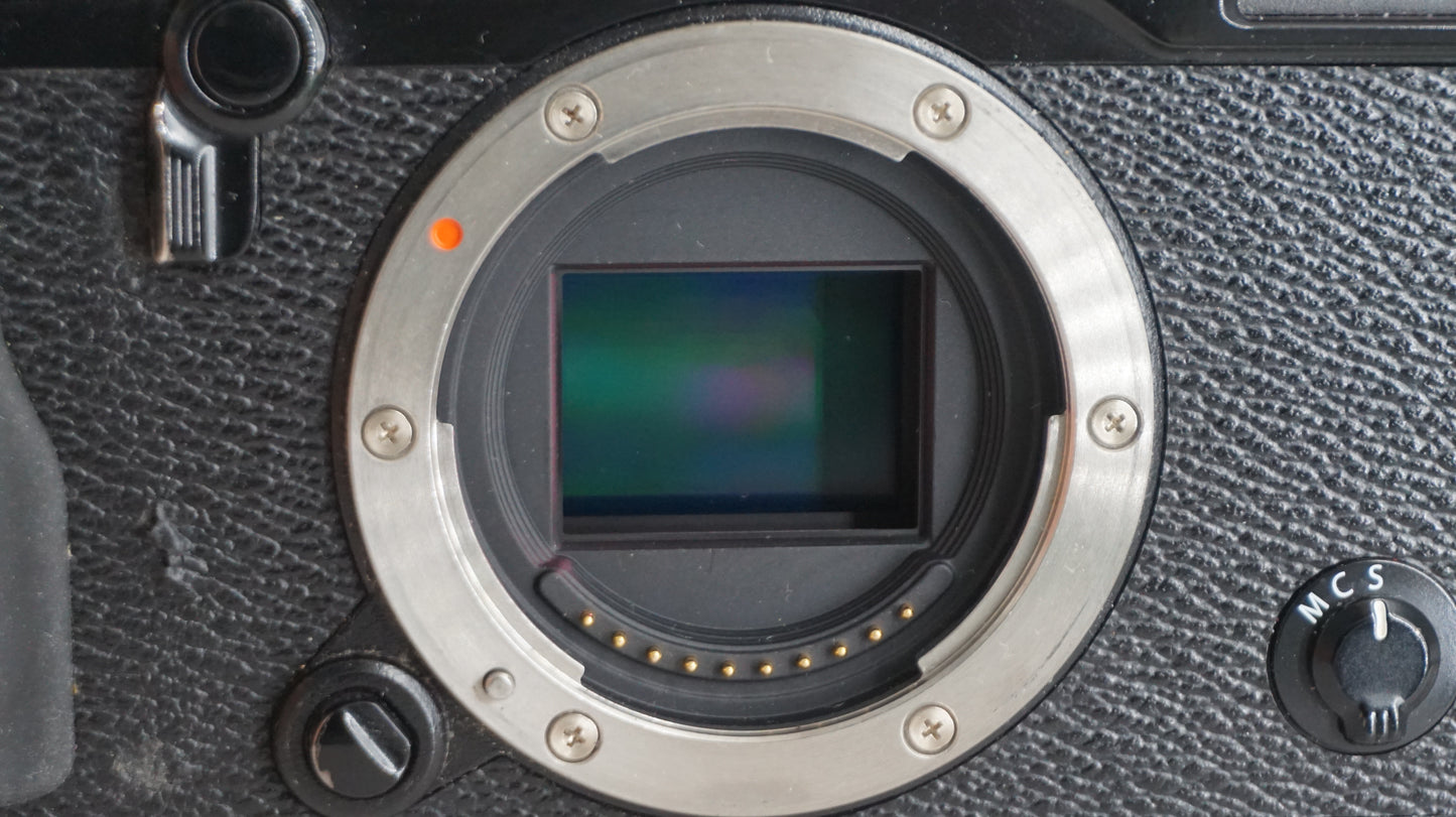[Good, Fast Shipping] Fujifilm X-Pro2 Camera