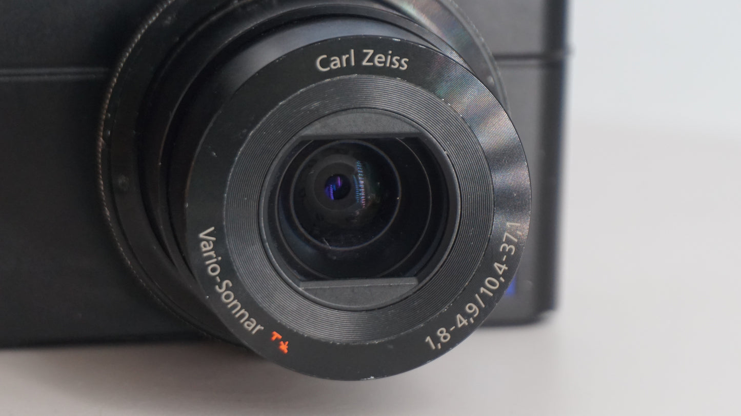 [Good, Fast Shipping] Sony DSC-RX100 II M2 Camera