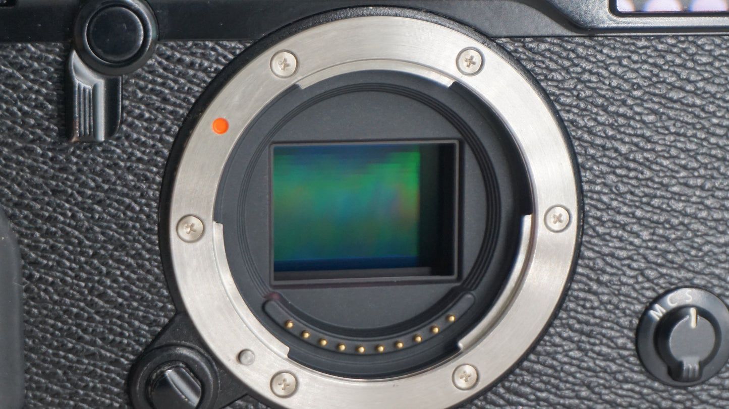 [Good, Fast Shipping] Fujifilm X-Pro2 Camera