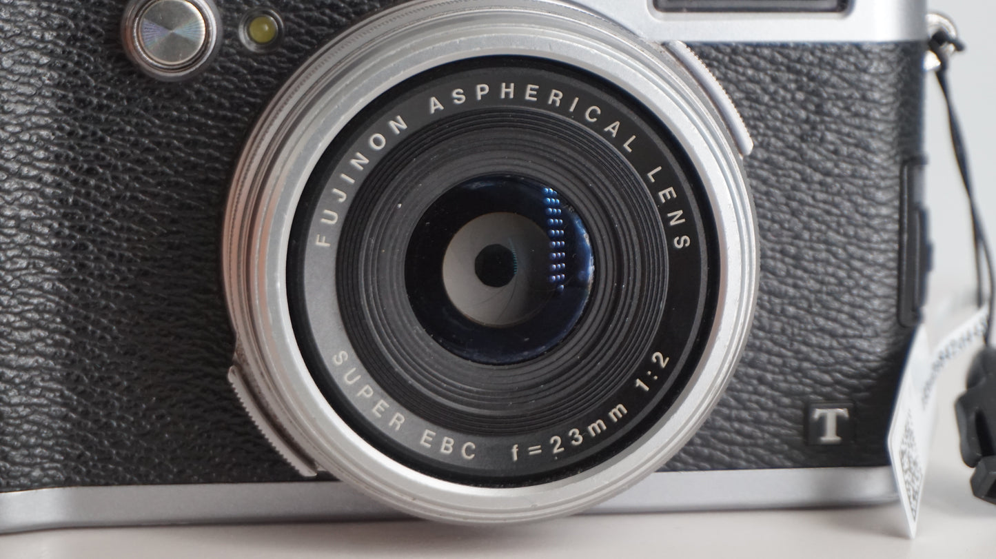 [Good, Fast Shipping] Fujifilm X100T Camera
