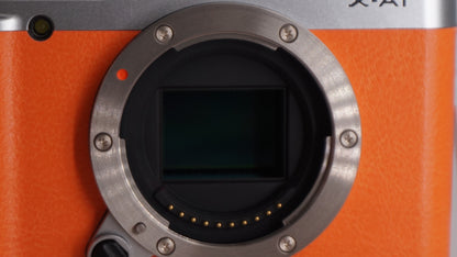[Good, Fast Shipping] Fujifilm X-A1 Camera