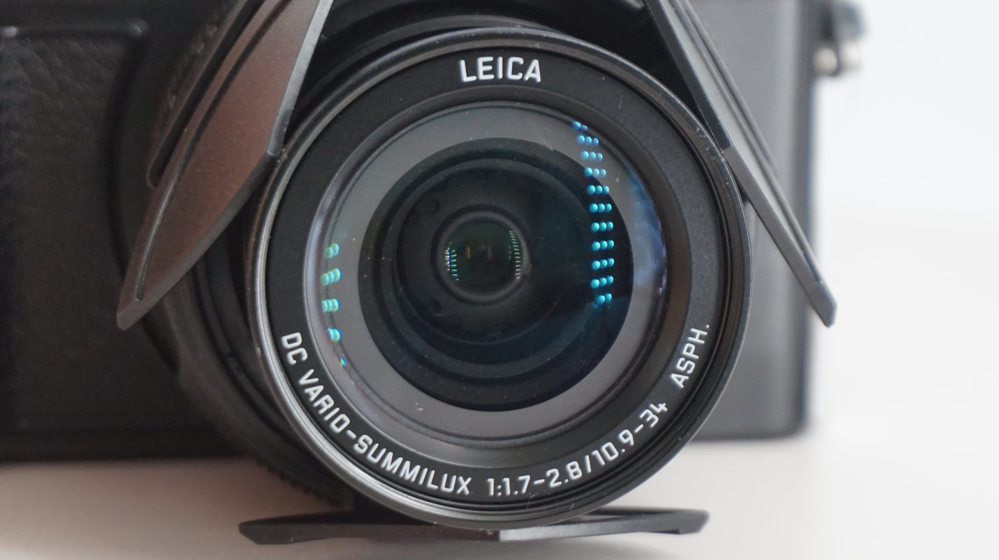 [Good, Fast Shipping] Panasonic Lumix LX100 M2 Camera