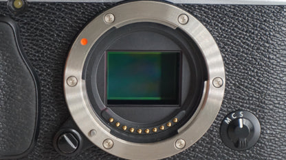 [Good, Fast Shipping] Fujifilm X-E2 Camera