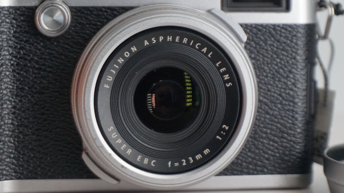 [Good, Fast Shipping] Fujifilm X100F Camera
