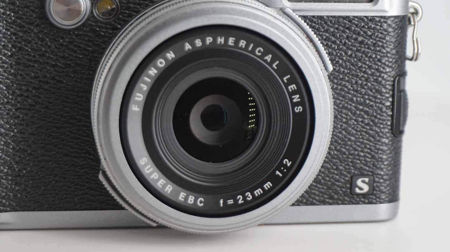[Good, Fast Shipping] Fujifilm X100S Camera