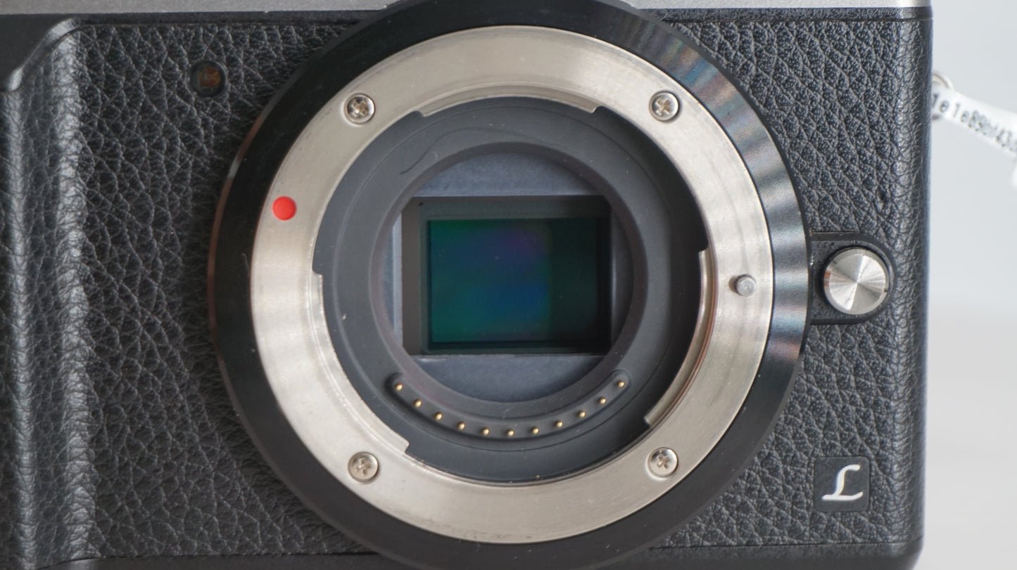 [Good, Fast Shipping] Panasonic Lumix GX85 Camera