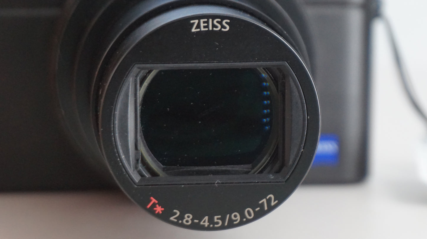 [Good, Fast Shipping] Sony DSC-RX100 VI M6 Camera