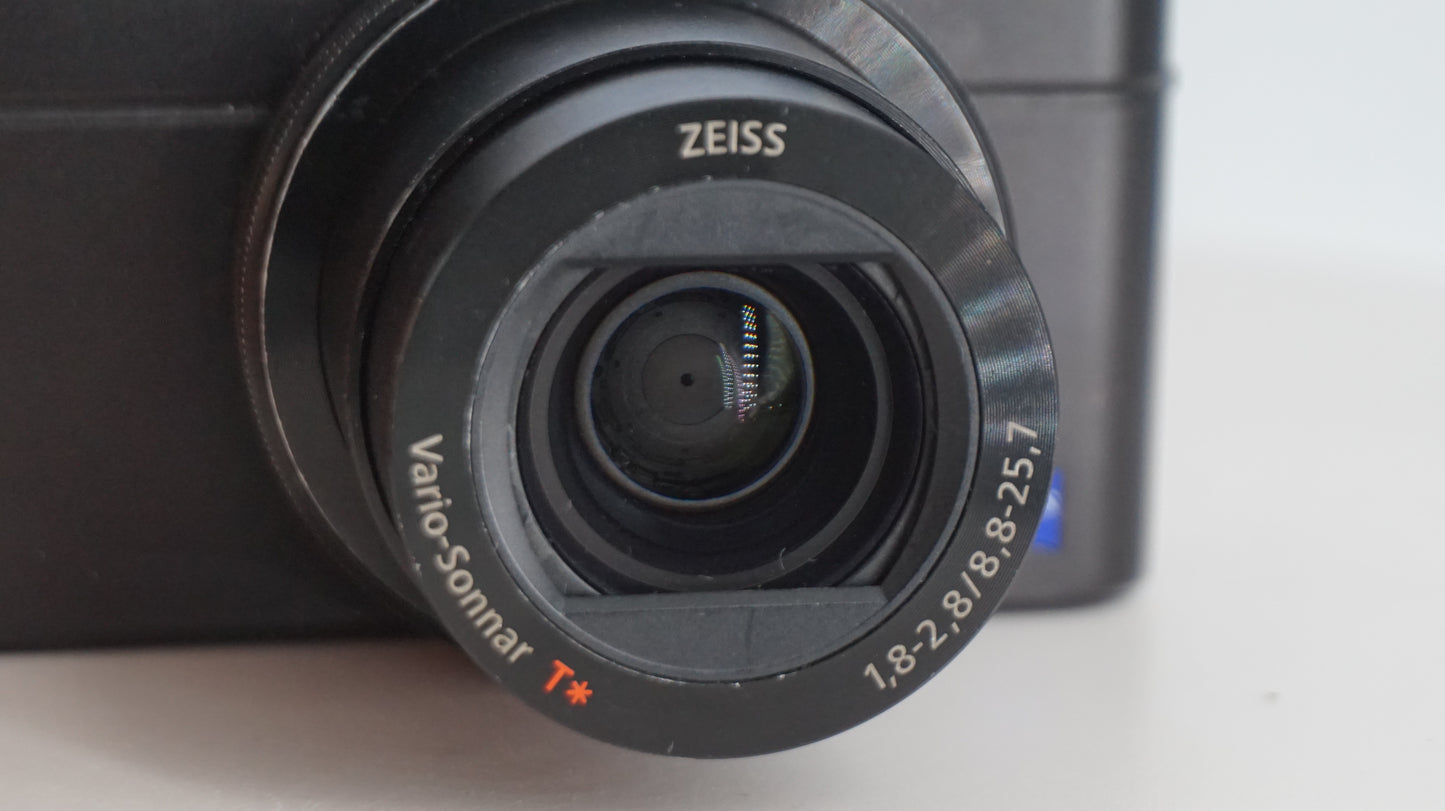 [Good, Fast Shipping] Sony DSC-RX100 III M3 Camera