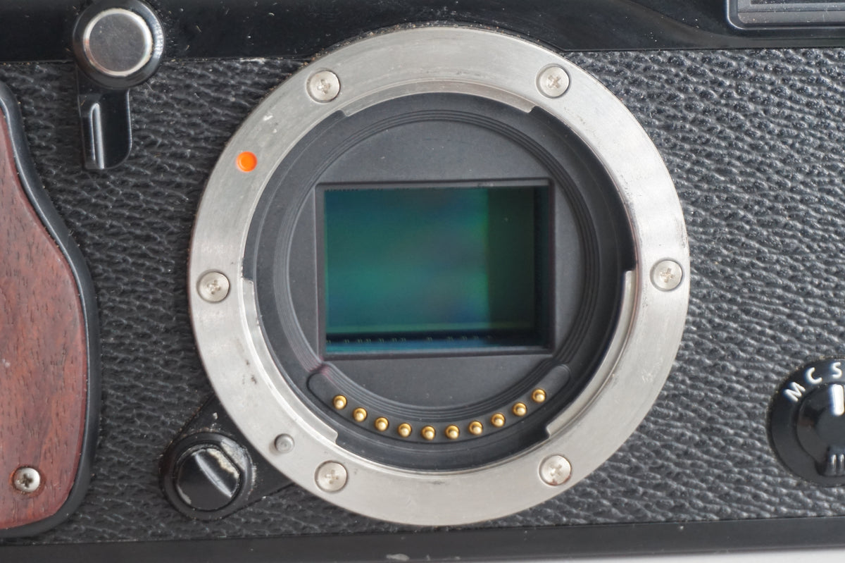 [Good, Shipping from US] Fujifilm X-Pro1 Camera