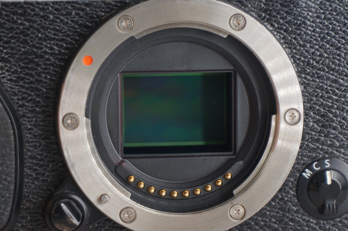 [Good, Shipping from US] Fujifilm X-E2 Camera