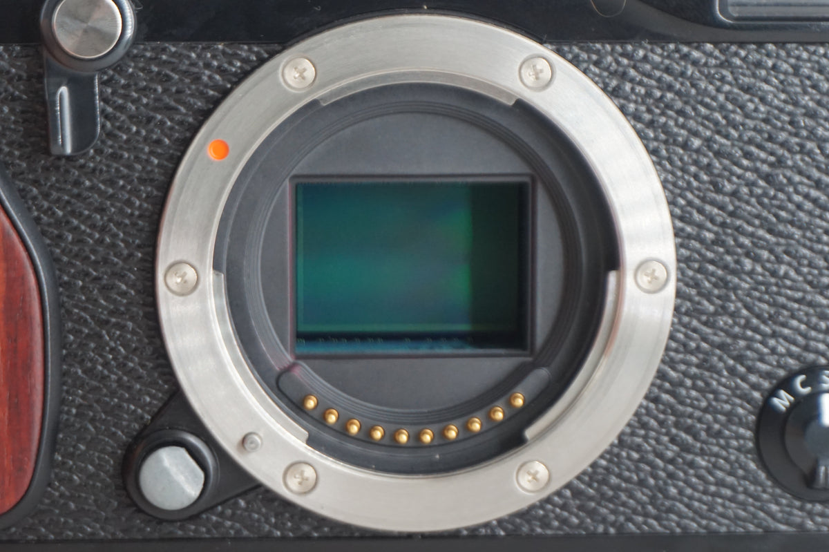[Good, Shipping from US] Fujifilm X-Pro1 Camera