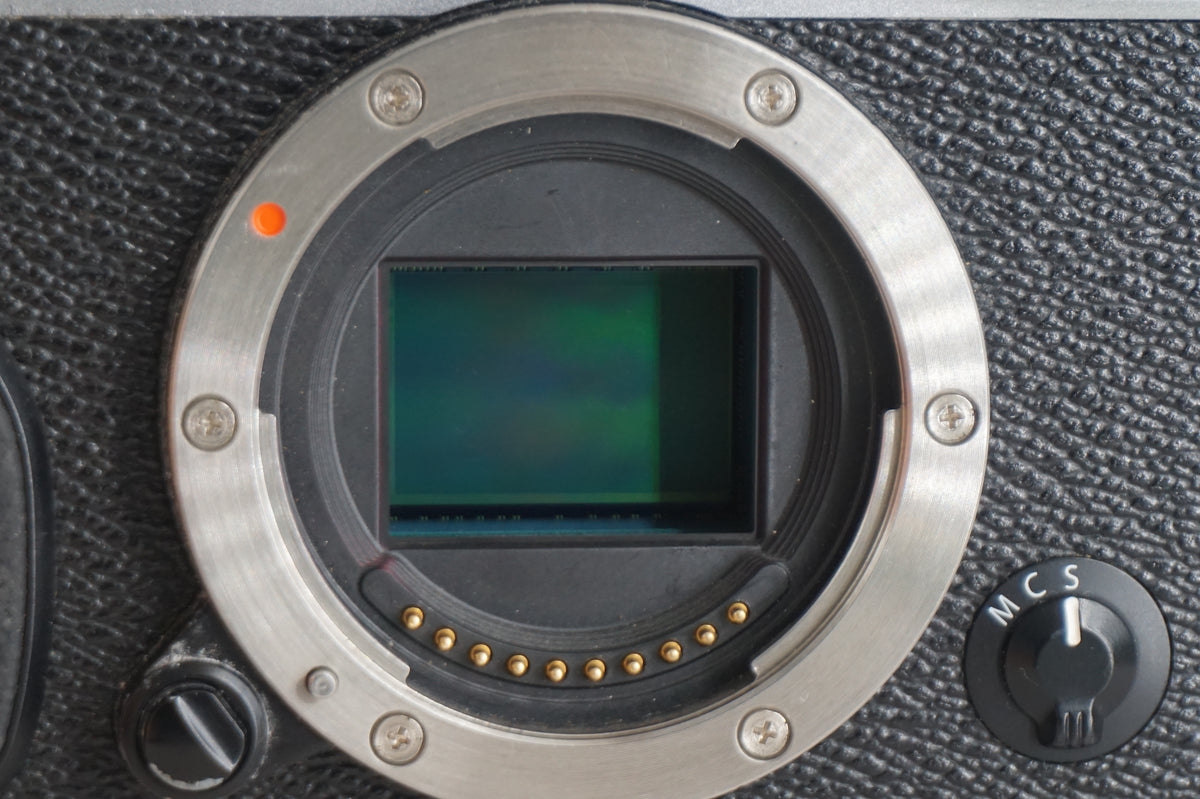 [Good, Shipping from US] Fujifilm X-E1 Camera