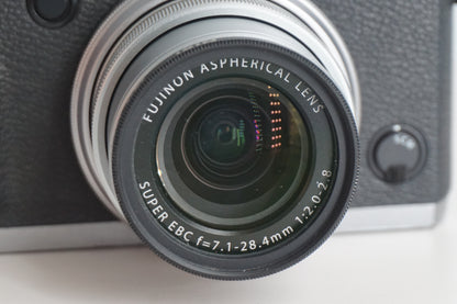 [Good, Shipping from US] Fujifilm X30 Camera