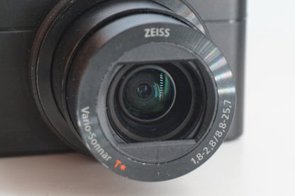 [Good, Shipping from US] Sony DSC-RX100 V M5 Camera