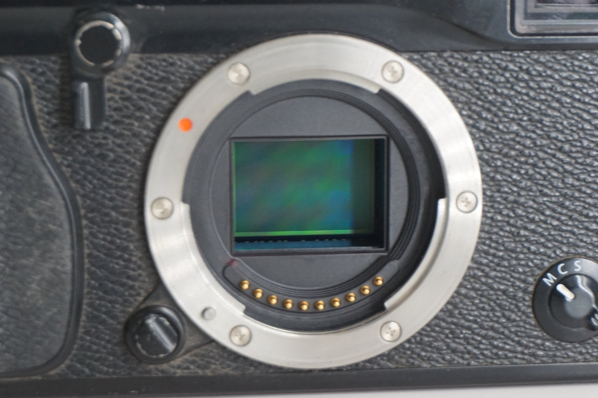 [Good, Shipping from US] Fujifilm X-Pro1 Camera
