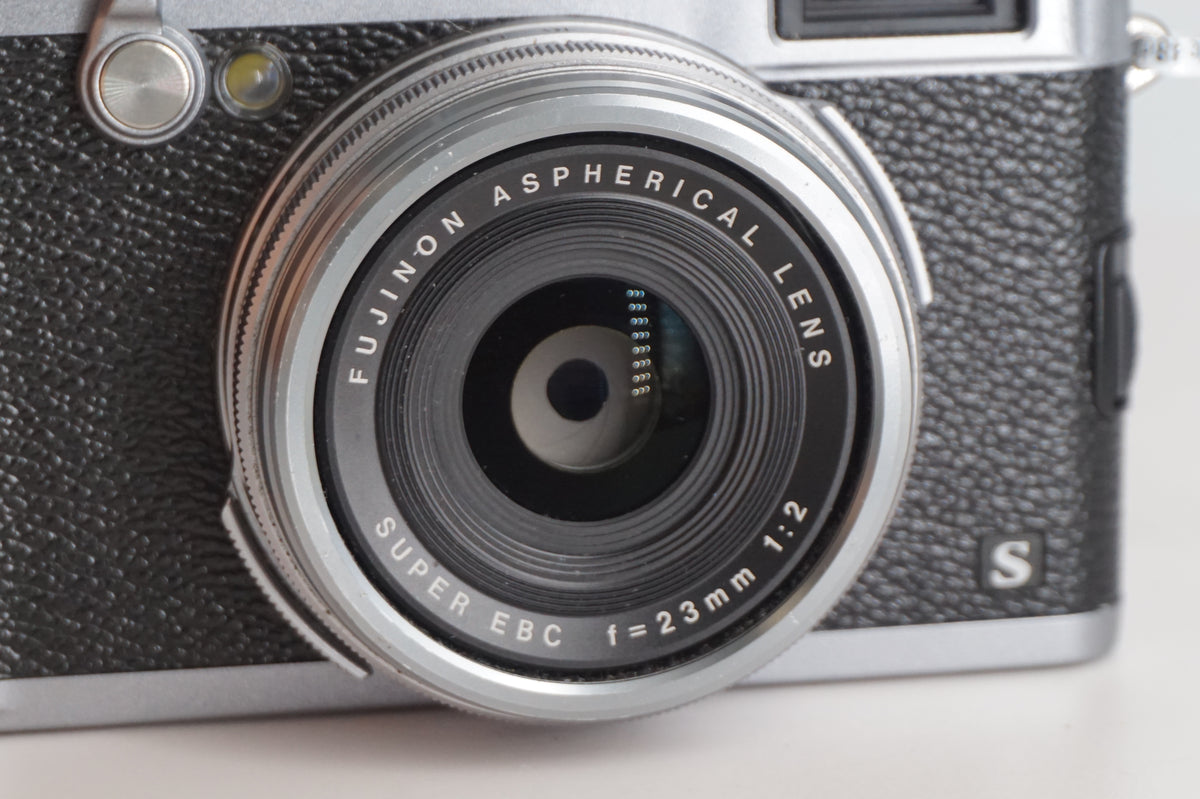[Good, Shipping from US] Fujifilm X100S Camera