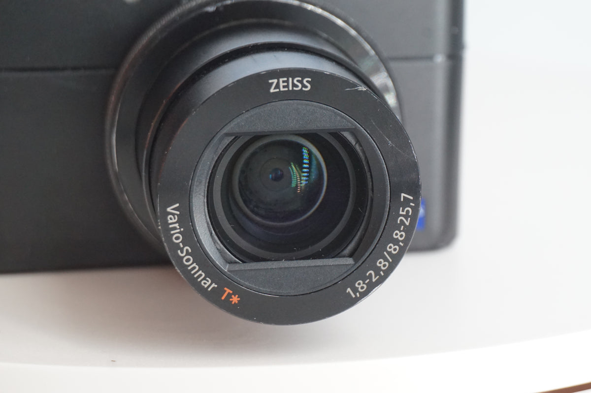 [Good, Shipping from US] Sony DSC-RX100 V M5 Camera