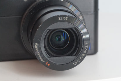 [Good, Shipping from US] Sony DSC-RX100 V M5 Camera