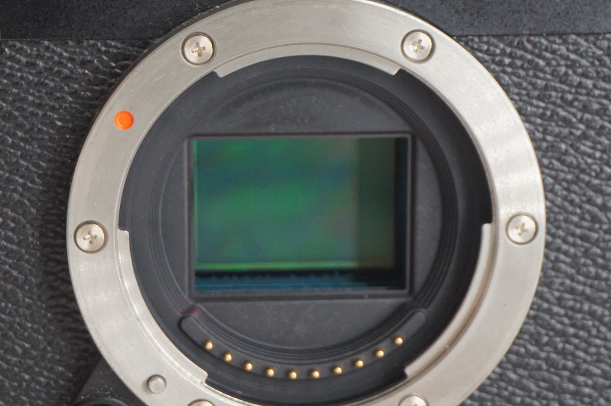 [Good, Shipping from US] Fujifilm X-M1 Camera